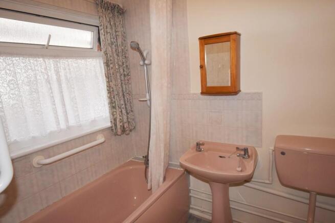 Bathroom.jpg