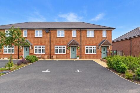 Wisteria Close, Warwick