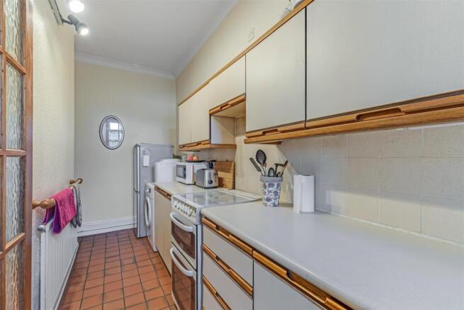 2 bed Terraced for sale Image 5