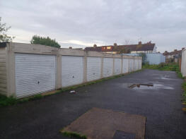 22, Horace Avenue, Rush Green, Romford RM7 0XA
