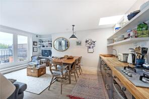 Flat 5 Third Floor, 133, Hammersmith Grove, London W6 0NJ