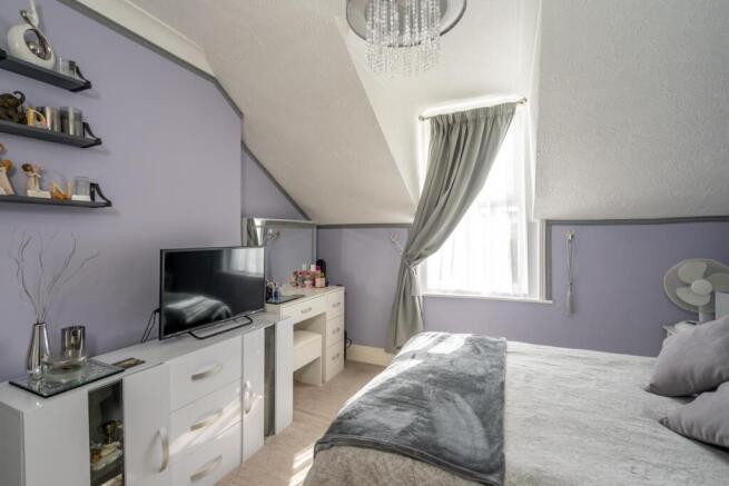 Bedroom (2).jpg