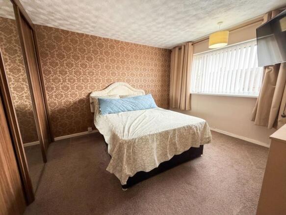 3 bed Semi-Detached for sale Image 7