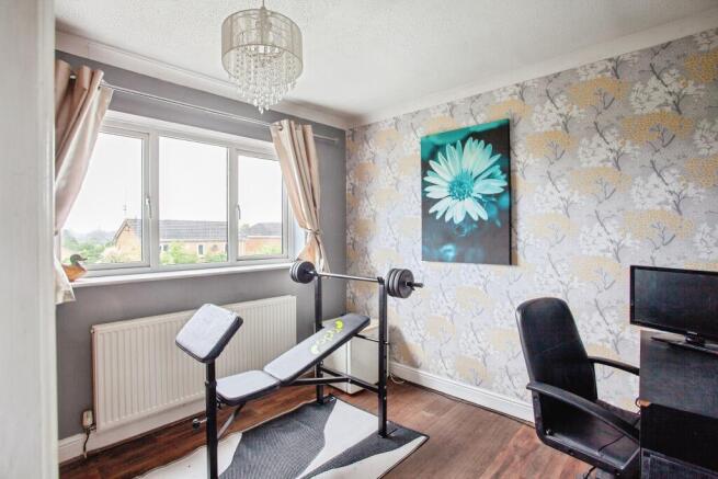4 bed Detached for sale Image 11