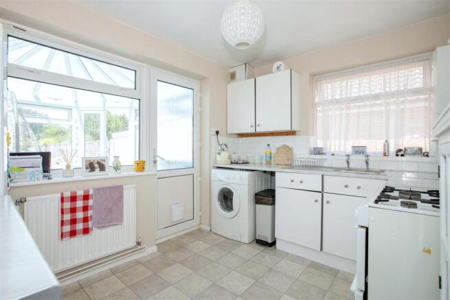 Birkdale Close_9.jpg