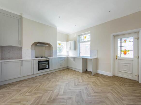3 bed End of Terrace for sale Image 4