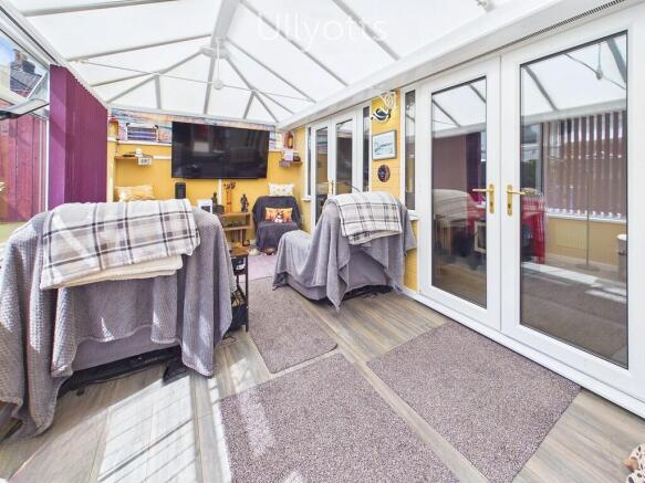 3 bed Semi-Detached for sale Image 8
