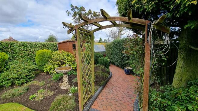 Corbett Road 6 garden 1.jpg