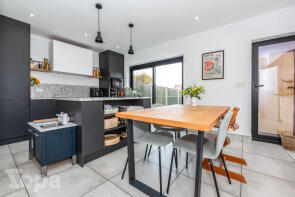 74, Keyes Road, Dartford DA1 5EN
