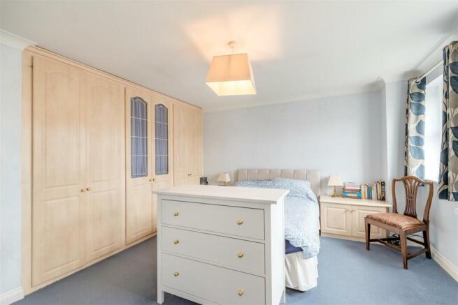 8555412-interior23.jpg