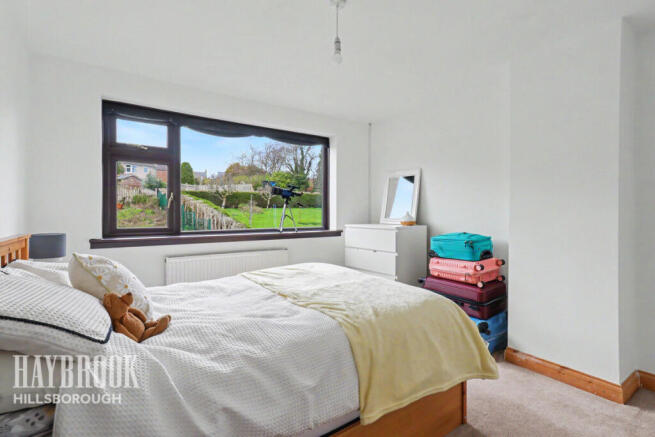 3 bed Detached for sale Image 8