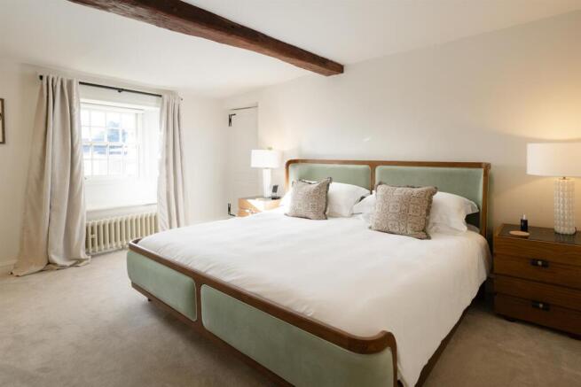Principal Bedroom Suite & Dressing Room