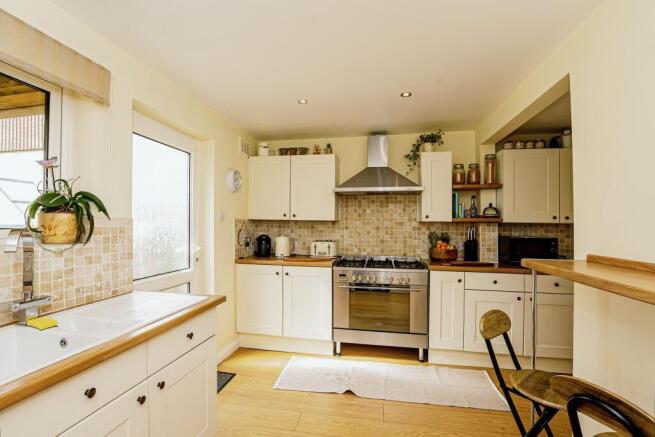 Kitchen/Breakfast