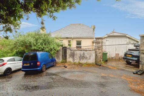 Hartley Avenue, Plymouth, PL3