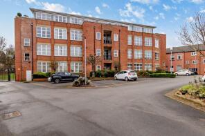 33, Dene House Court, Woodhouse, Leeds LS2 9BS