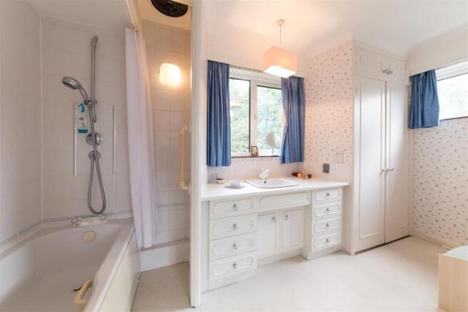 9 Manor Way (18 of 2