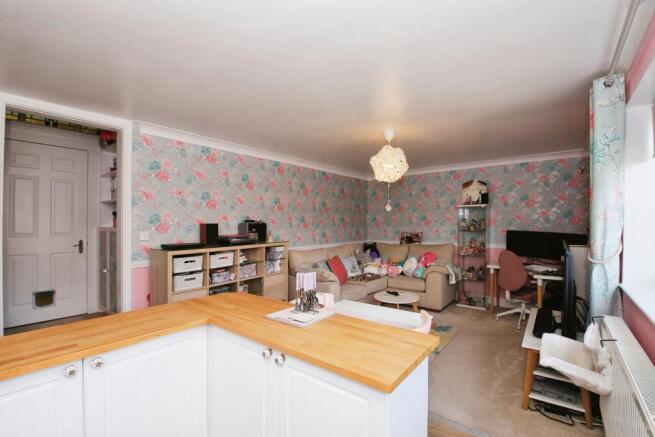 Lounge / Kitchen