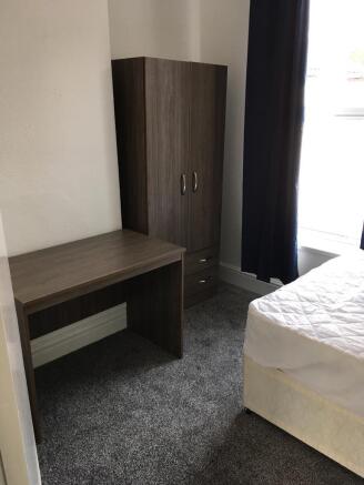 6 bed Not Specified to rent Image 7