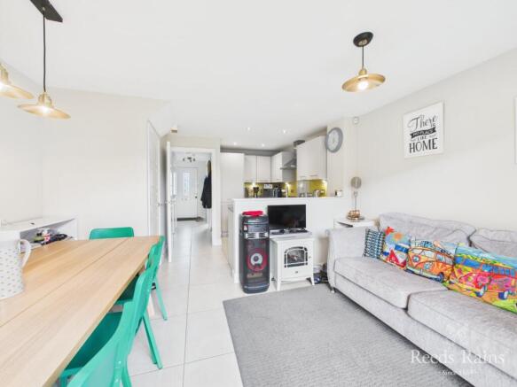 4 bed Semi-Detached for sale Image 8