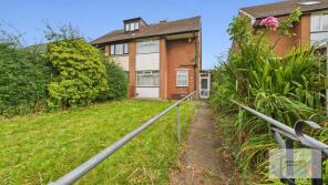 18, Highfield Lane, Bury BL9 8DR