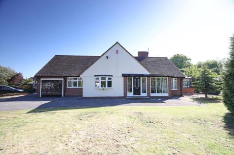 Roe Lane, Westlands, ST5