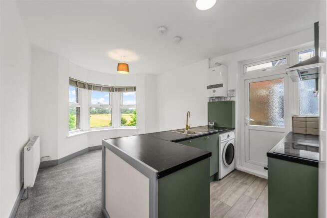 153 Edward road-14.jpg