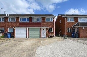 4, Binsted Drive, Blackwater, Camberley GU17 0HJ