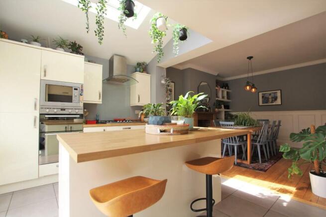 Open Plan Dining Room/Kitchen