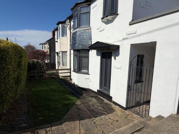 3 bed Semi-Detached for sale Image 12