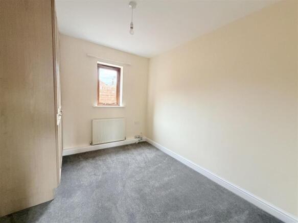 1 bed Bungalow for sale Image 4