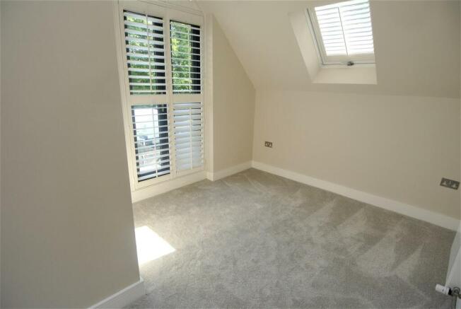 Bedroom 2.JPG