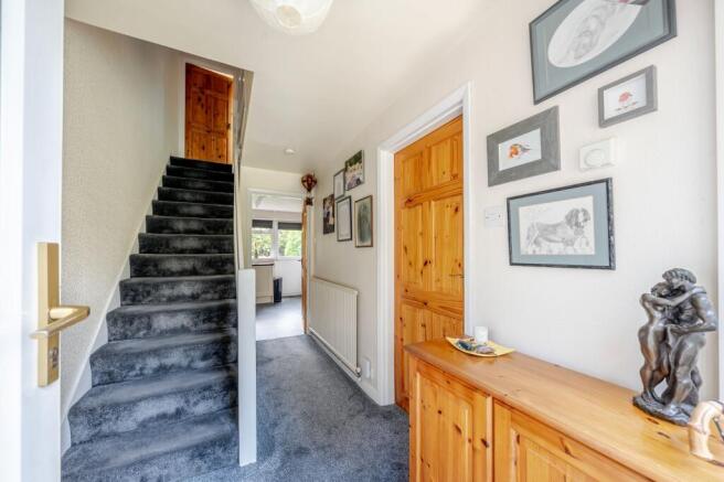 4 bed Semi-Detached for sale Image 6