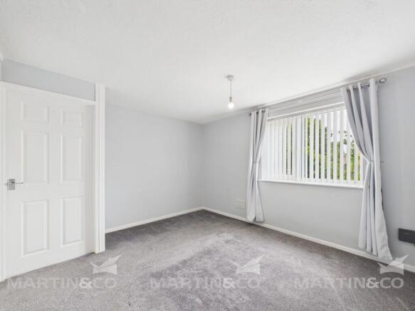 1 bed Apartment to rent Image 6