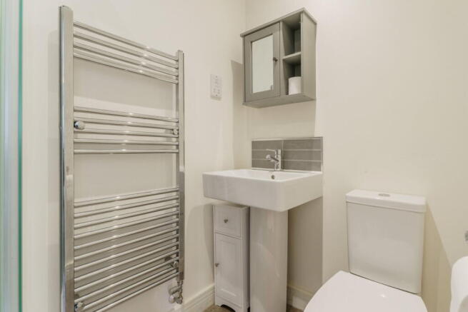 2 bed Terraced for sale Image 10