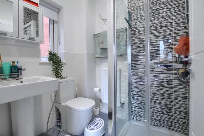 4 bed Detached for sale Image 10