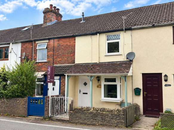1-bed terraced on Greatfield, Swindon, SN4, £220,000