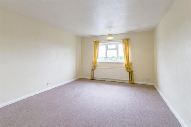Townsend Close, Wellingborough photo 4
