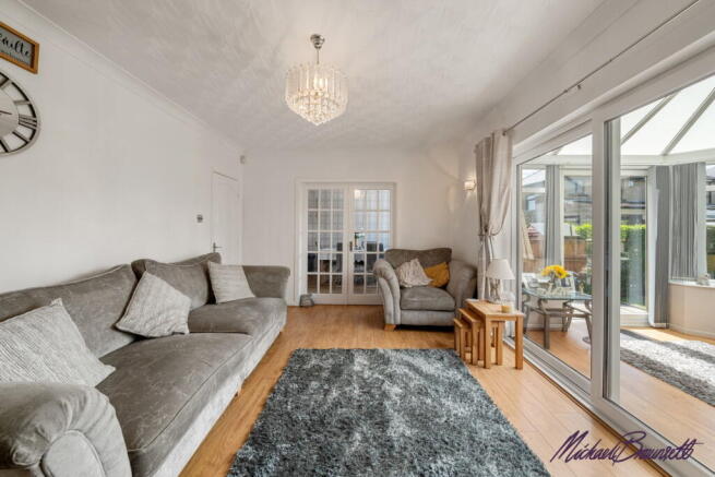 8A, Reevy Drive, Bradford, BD6 3RE photo 4