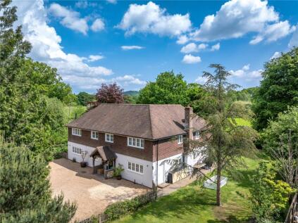 Fernhurst Road, Milland, Liphook, West Sussex, GU30