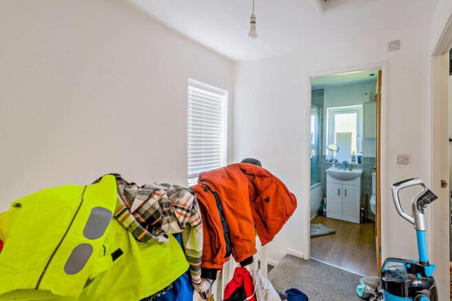 3 bed Semi-Detached for sale Image 12