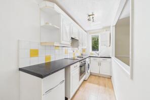 14, Berstead Close, Reading RG6 4DE