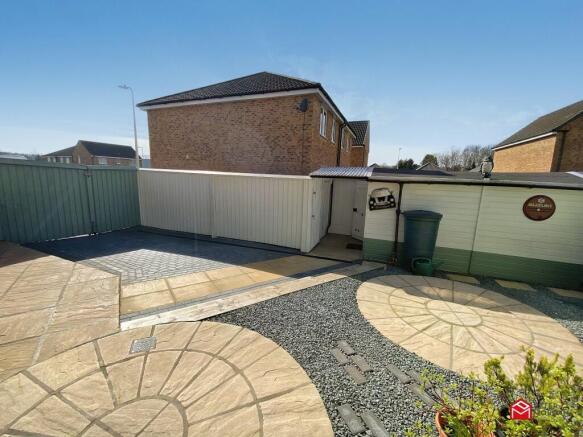 Side & Rear Garden