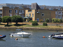 12, River Walk, Lymington SO41 9PW