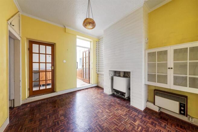 Woodstock Road, E17