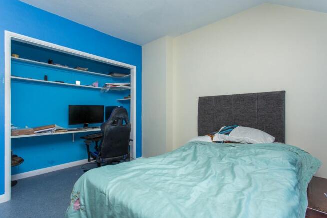 Photo 10