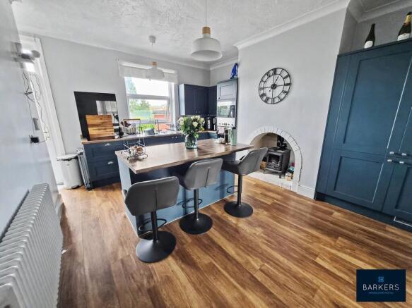 2 bed Terraced for sale Image 6