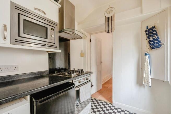 2 bed Terraced for sale Image 9