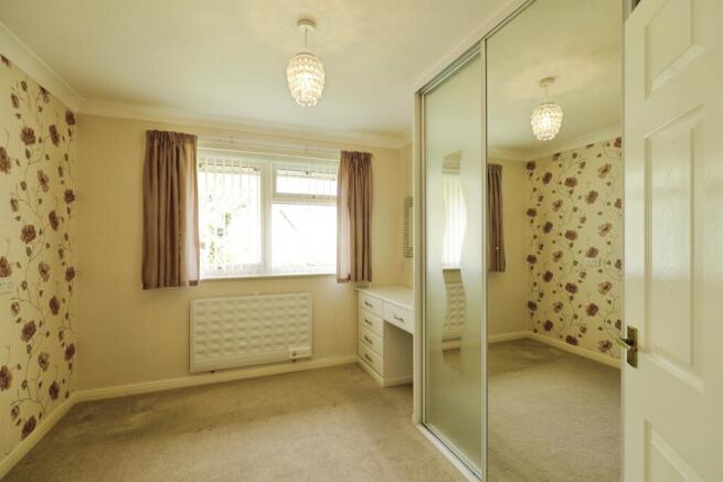 2 bed Retirement Property for sale Image 10