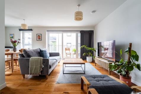 34/20 Shrubhill Walk, Edinburgh, EH7 4FS
