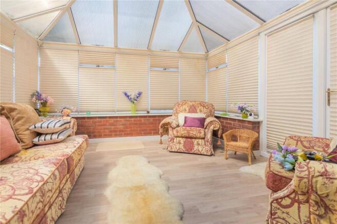 4 bed Detached for sale Image 5